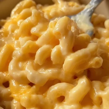 Delicious bowl of microwave macaroni and cheese ready to eat