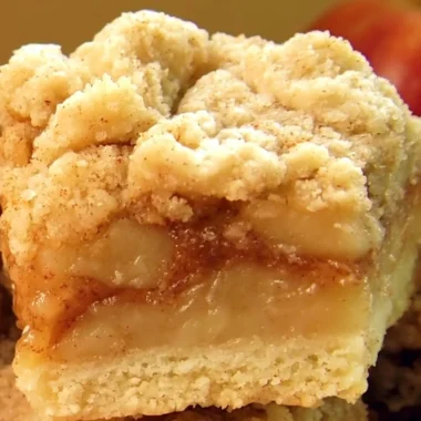 Delicious apple pie bars freshly baked and ready to serve