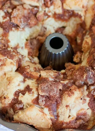Delicious walnut apple coffee cake with a golden crust and fresh ingredients