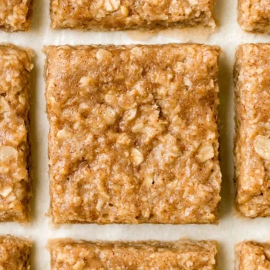 Healthy breakfast bars recipe - low calorie and clean eating